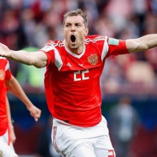 爱游戏足球体育-俄罗斯队闪耀欧洲联赛舞台，实力备受肯定()